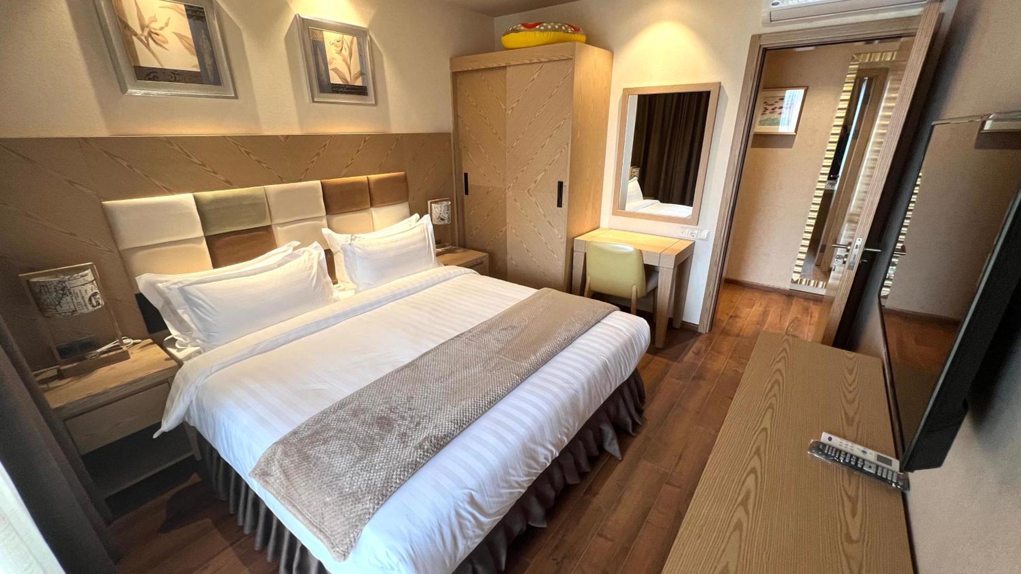 Luxury Oasis Apartment Chakvi Phòng bức ảnh
