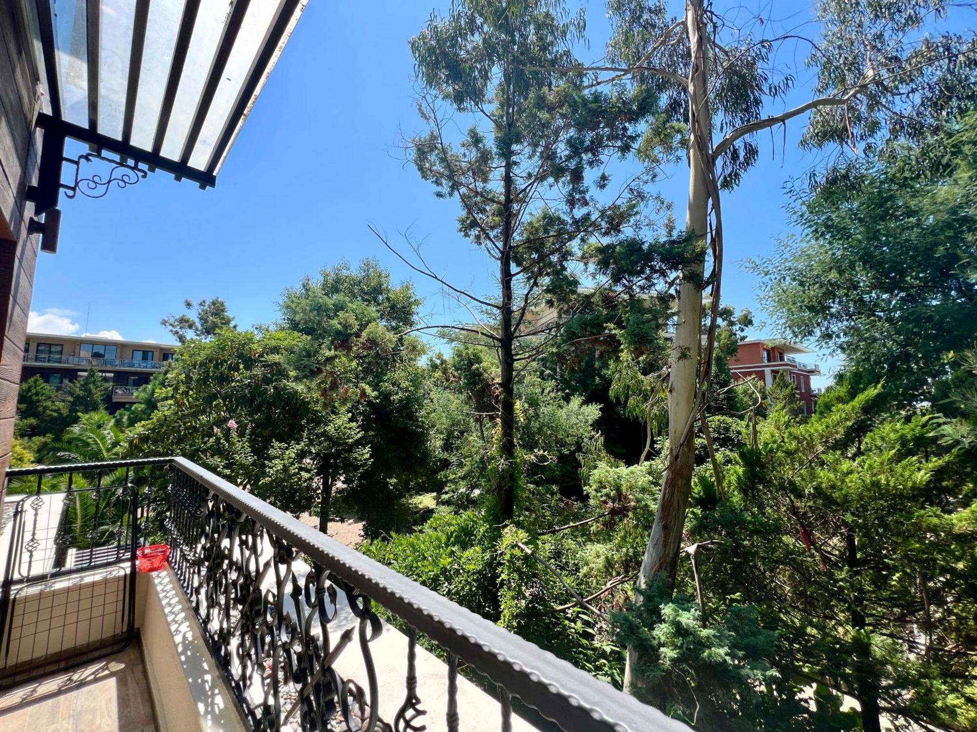 Luxury Oasis Apartment Chakvi Phòng bức ảnh