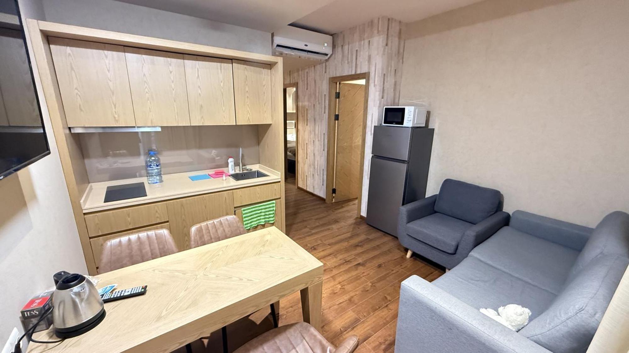 Luxury Oasis Apartment Chakvi Phòng bức ảnh