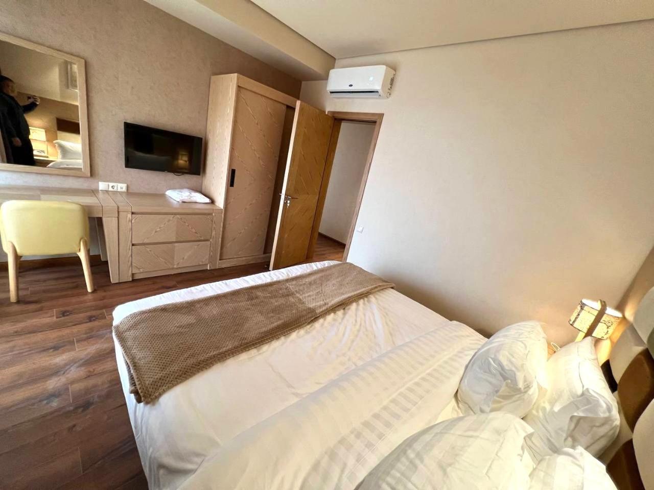 Luxury Oasis Apartment Chakvi Phòng bức ảnh